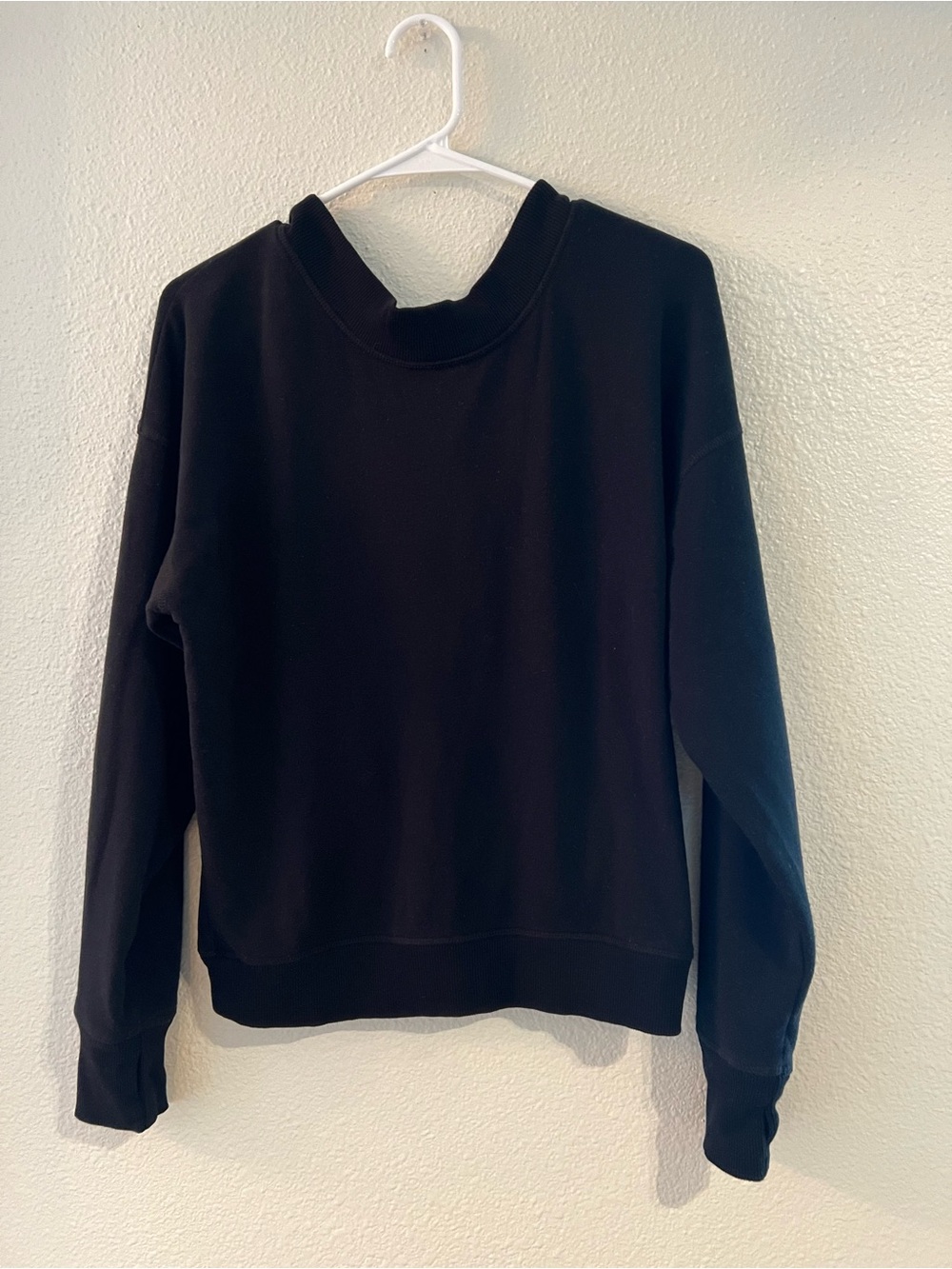 aerie Black Crew & Scoop Neck Sweatshirt